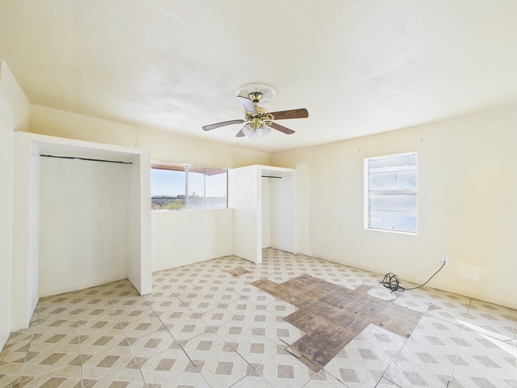 101 Putnam Property Photo 11
