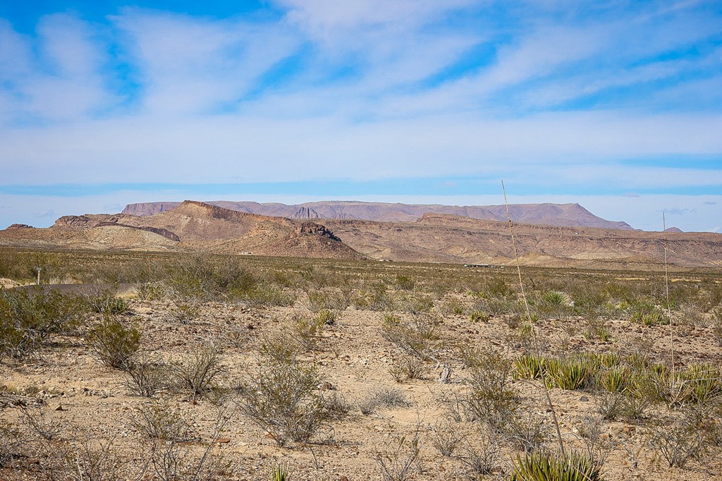 907 Terlingua Ranch Rd Property Photo 6