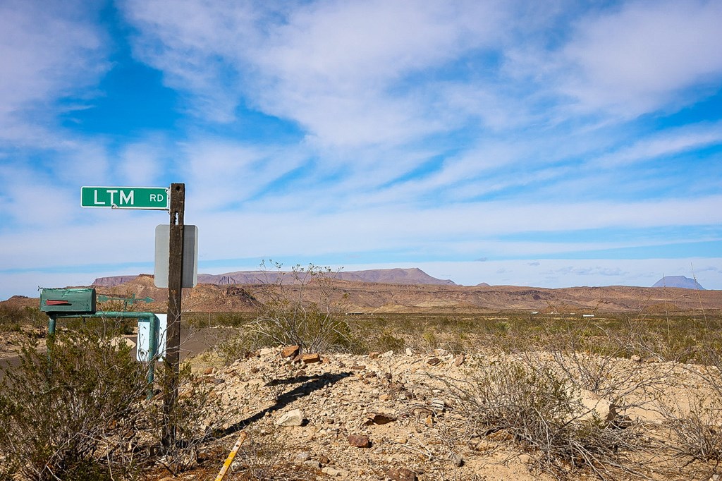 907 Terlingua Ranch Rd Property Photo 10