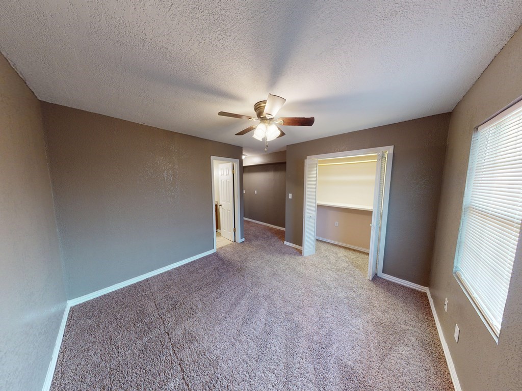 200 Sw Ave E Property Photo 7