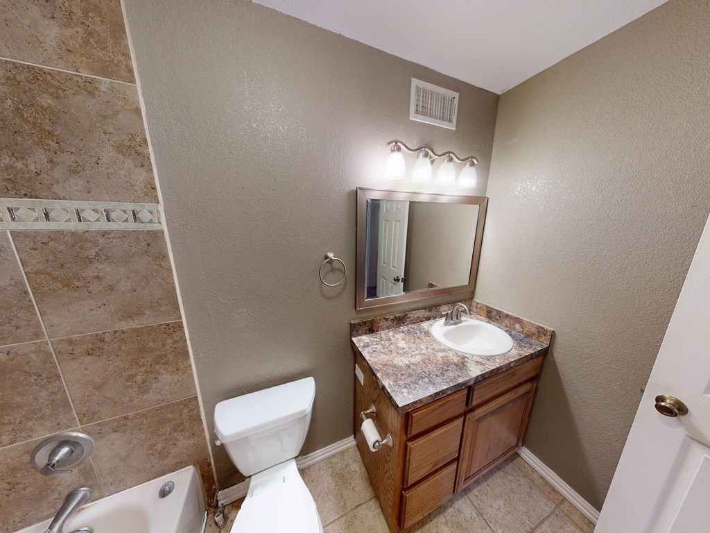 200 Sw Ave E Property Photo 8