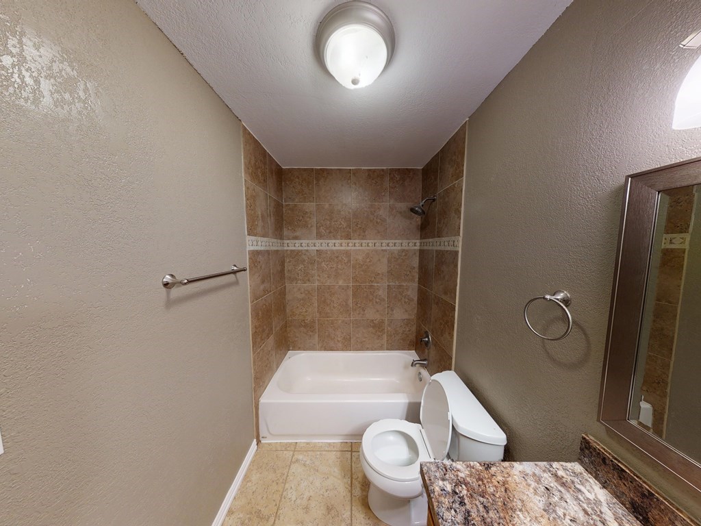 200 Sw Ave E Property Photo 9