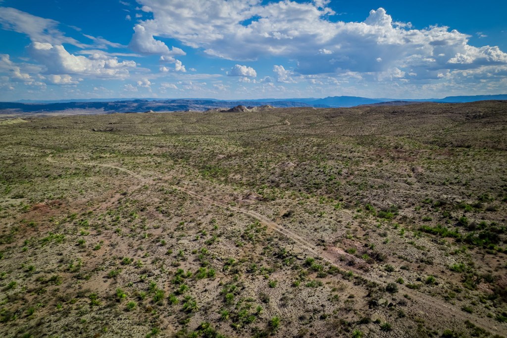 351 Black Mesa East Property Photo 5