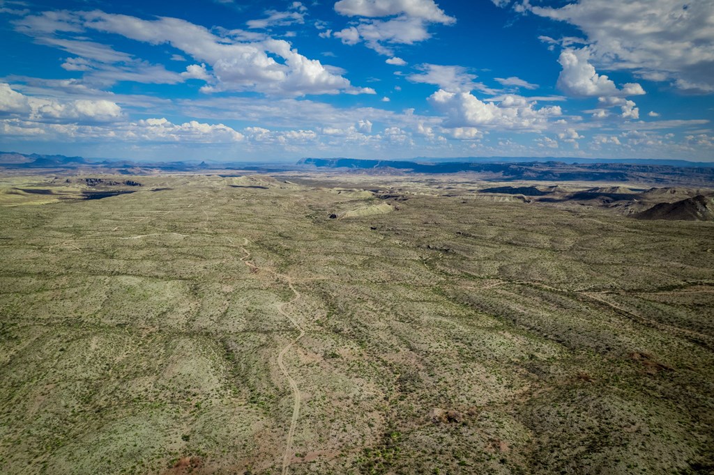 351 Black Mesa East Property Photo 6