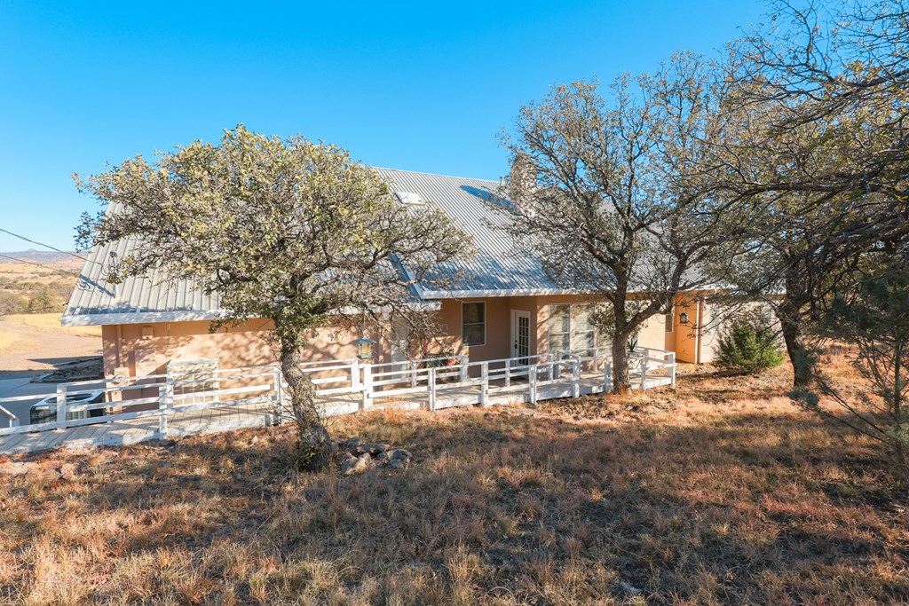 102 Clear View Drive Property Photo 31
