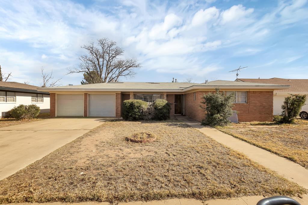 3000 Byron Property Photo 1