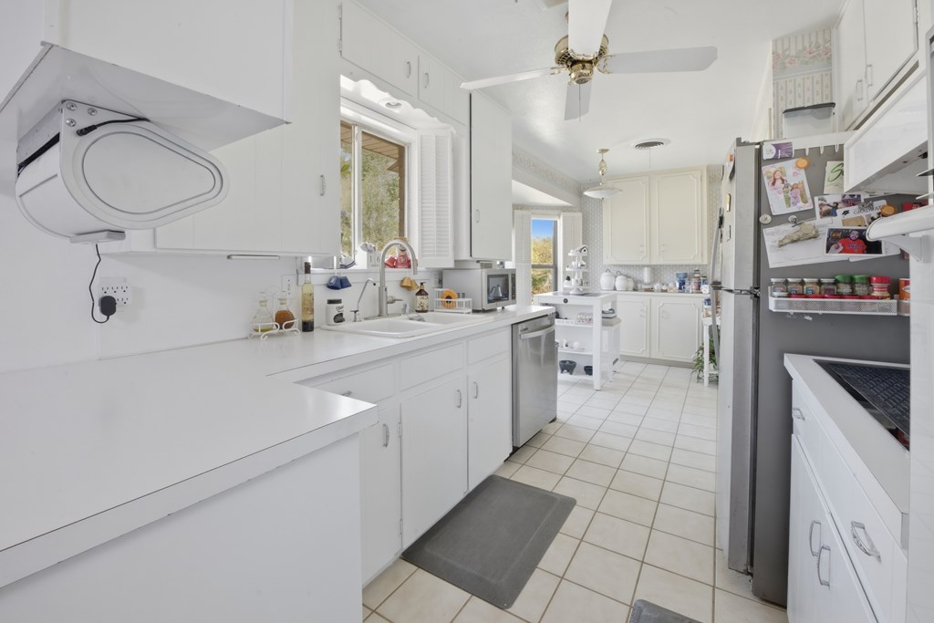 3209 N I St Property Photo 8
