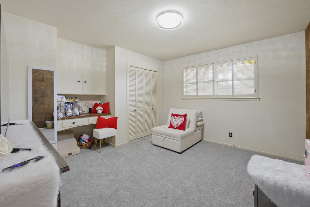 3209 N I St Property Photo 23
