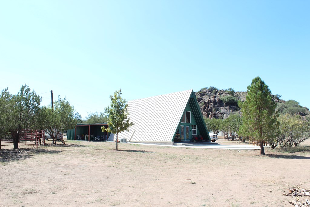 819 Webster Property Photo 57