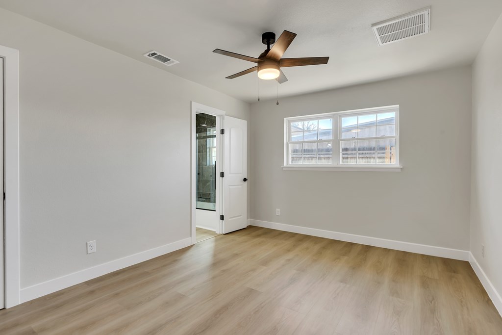 3600 Godfrey Court Property Photo 25