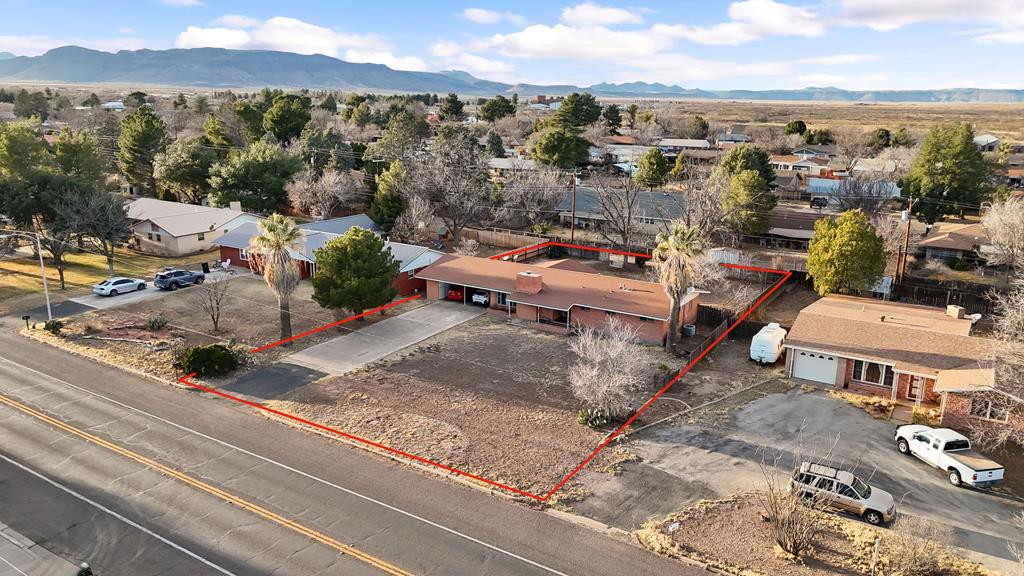 509 E Hendryx Property Photo 1