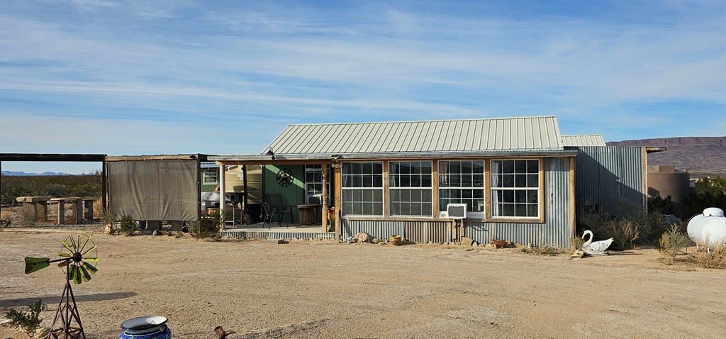 2727 Terlingua Ranch Rd Property Photo 5