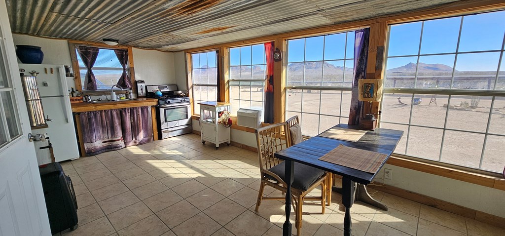 2727 Terlingua Ranch Rd Property Photo 7