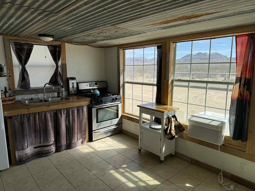 2727 Terlingua Ranch Rd Property Photo 11
