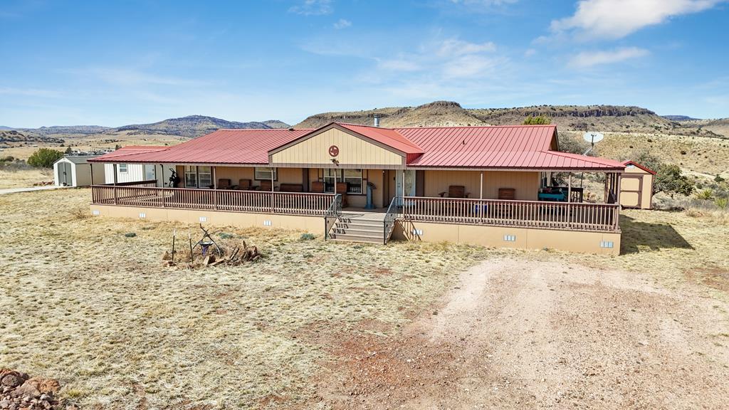 127-135 Clear View Drive Property Photo 1