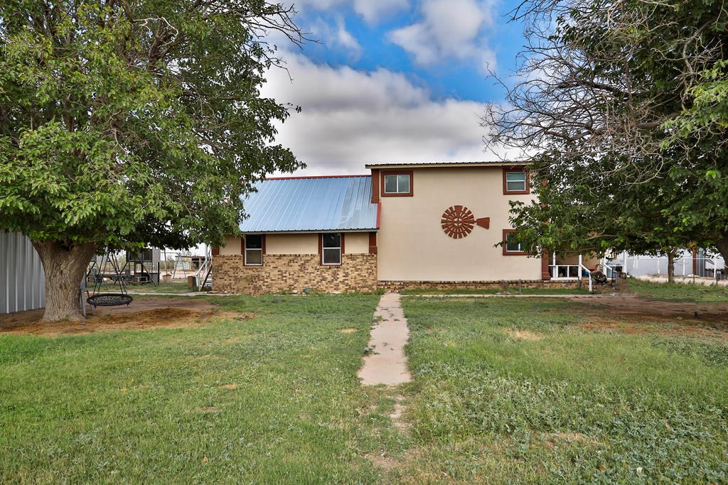 6585 N Westcliff Rd Property Photo 1