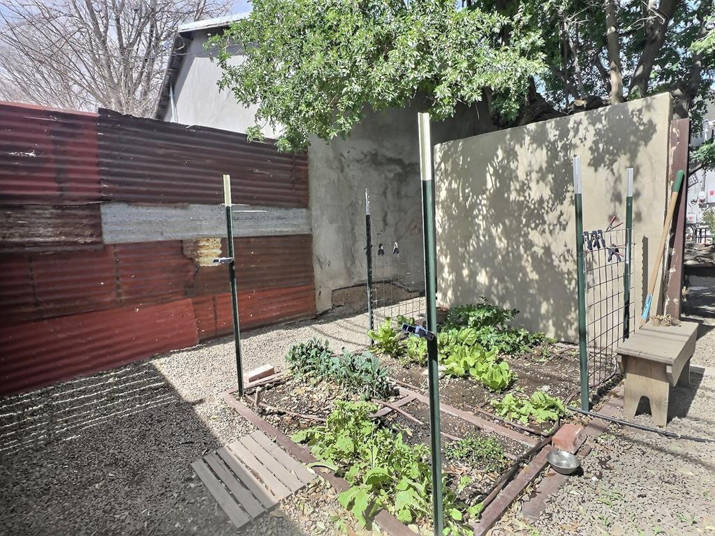 124 E El Paso St Property Photo 22
