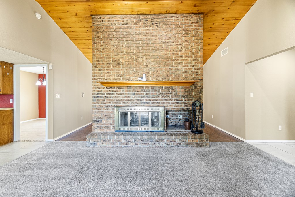 156 Sw 1200 Property Photo 8