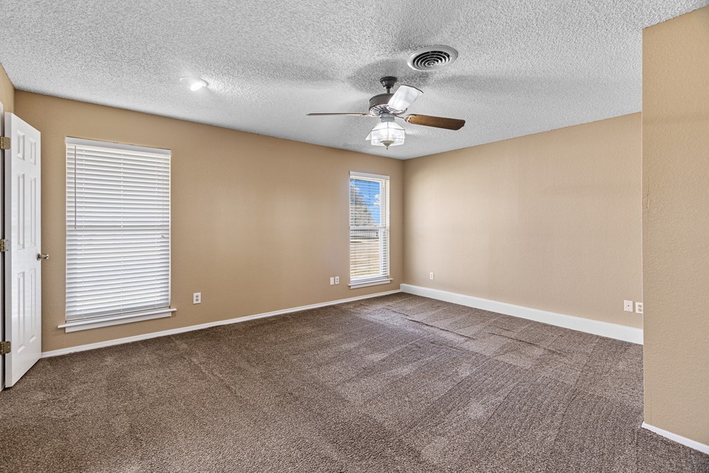 156 Sw 1200 Property Photo 34