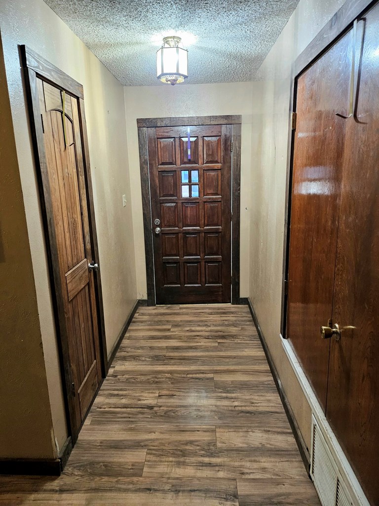 517 E Harriet Property Photo 14