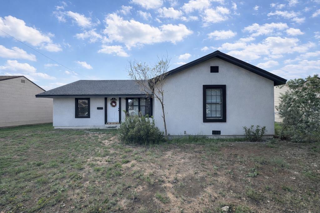 2741 Keystone Dr Property Photo 1