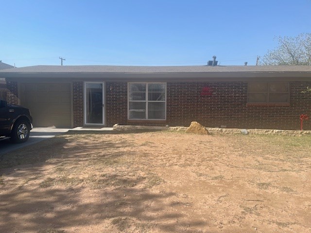 4314 Mercedes Dr Property Photo 2