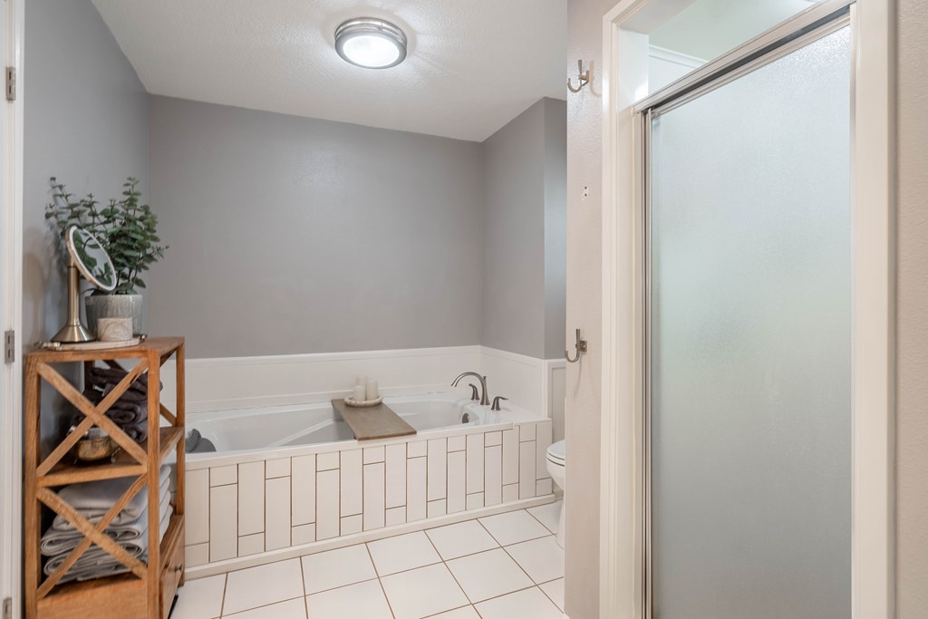 1445 Ne 281 Property Photo 24