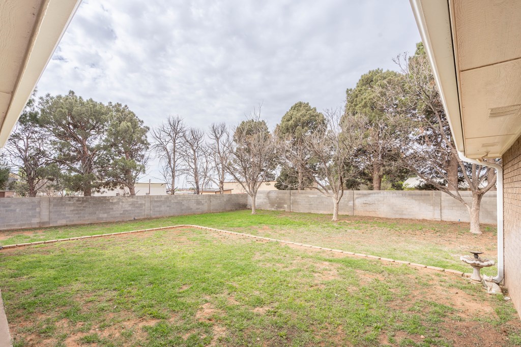1445 Ne 281 Property Photo 35