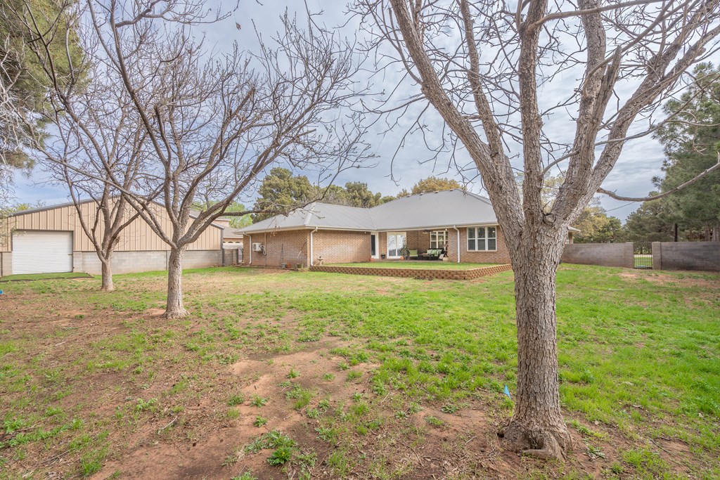 1445 Ne 281 Property Photo 38
