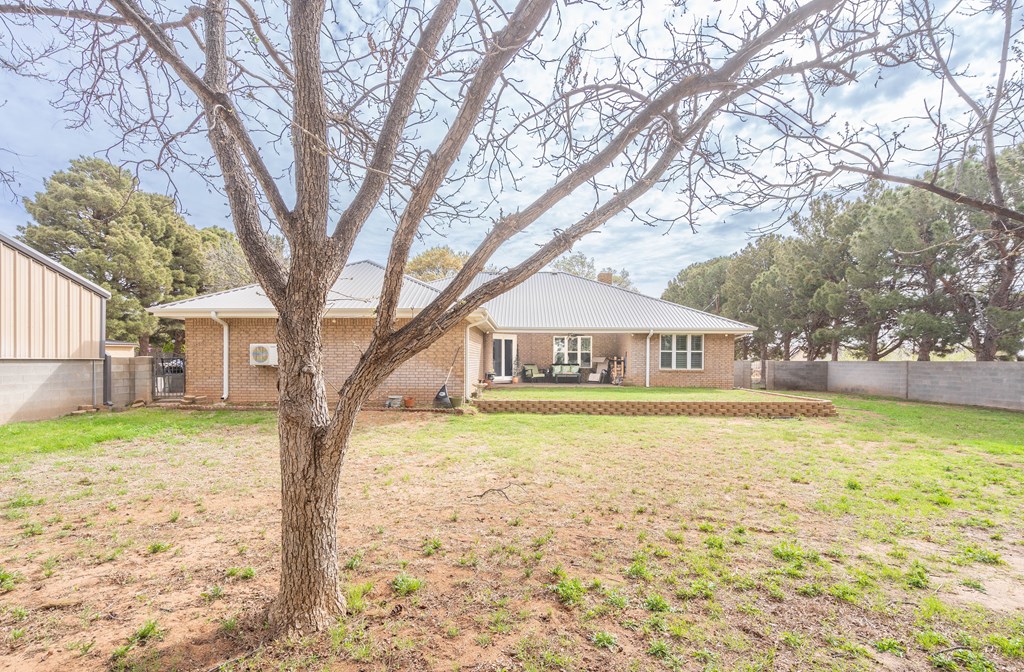 1445 Ne 281 Property Photo 40