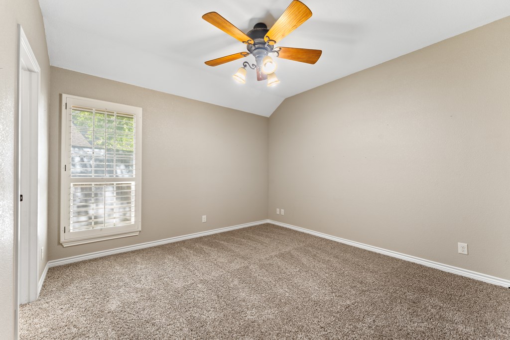 5 Chambord Drive Property Photo 25