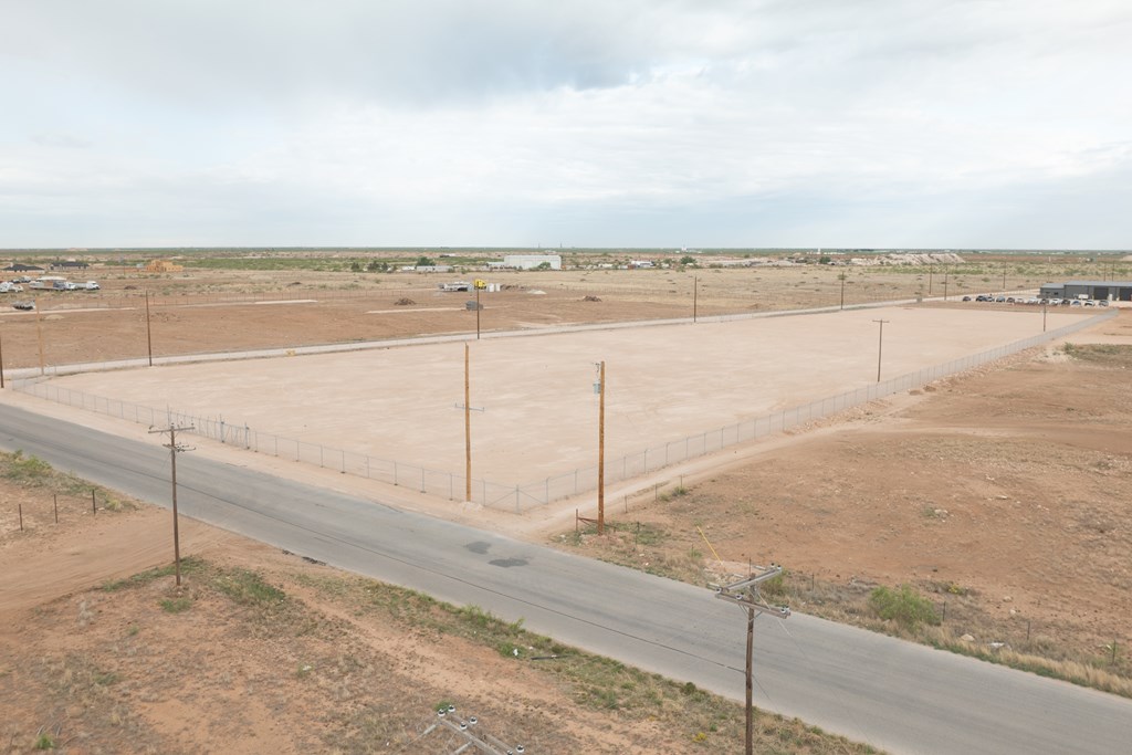 2081 Private Rd # C2300 Property Photo 7