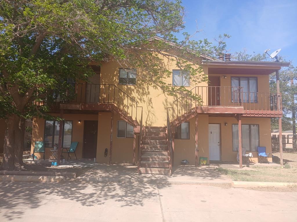 404 Se 6th St # D Property Photo 1