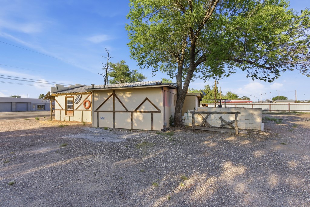 412 E Holland Avenue Property Photo 22