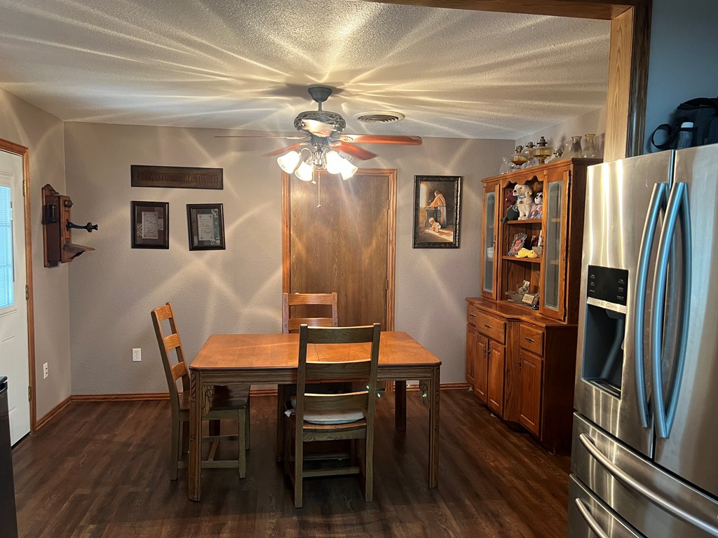 598 Tower Property Photo 4