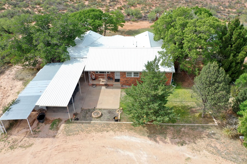 598 Tower Property Photo 21