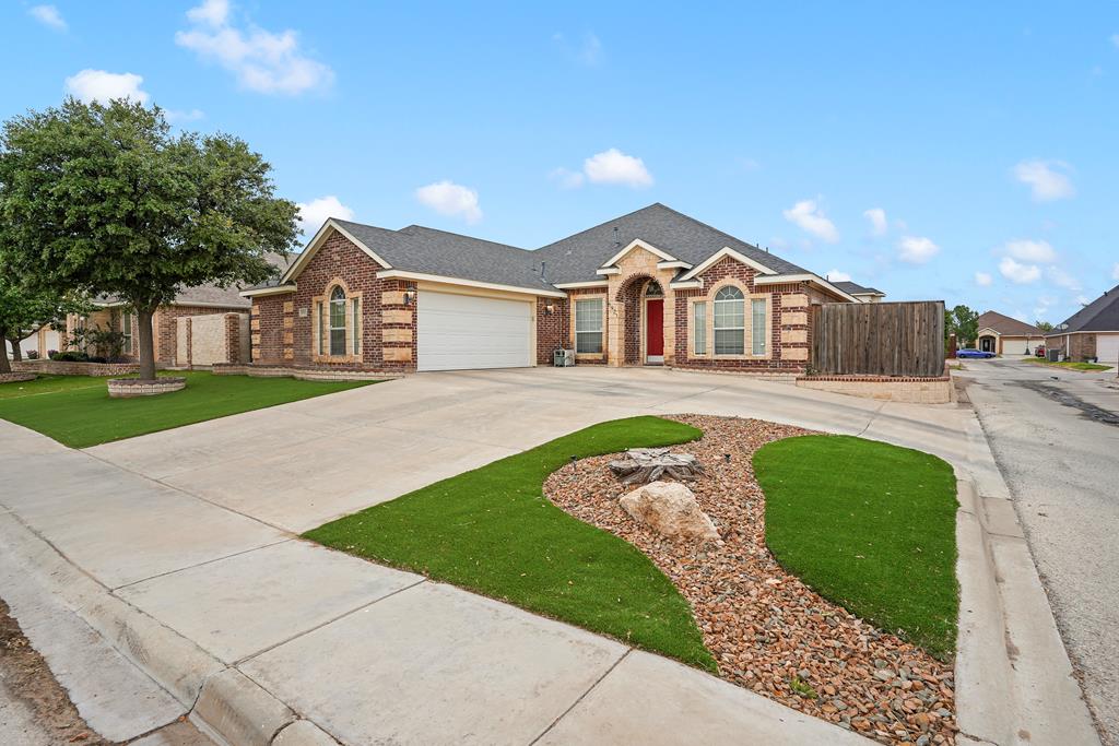 6921 Stonehenge Rd Property Photo 1