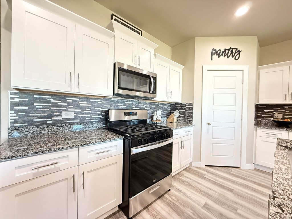 6409 Bluebell Property Photo 3