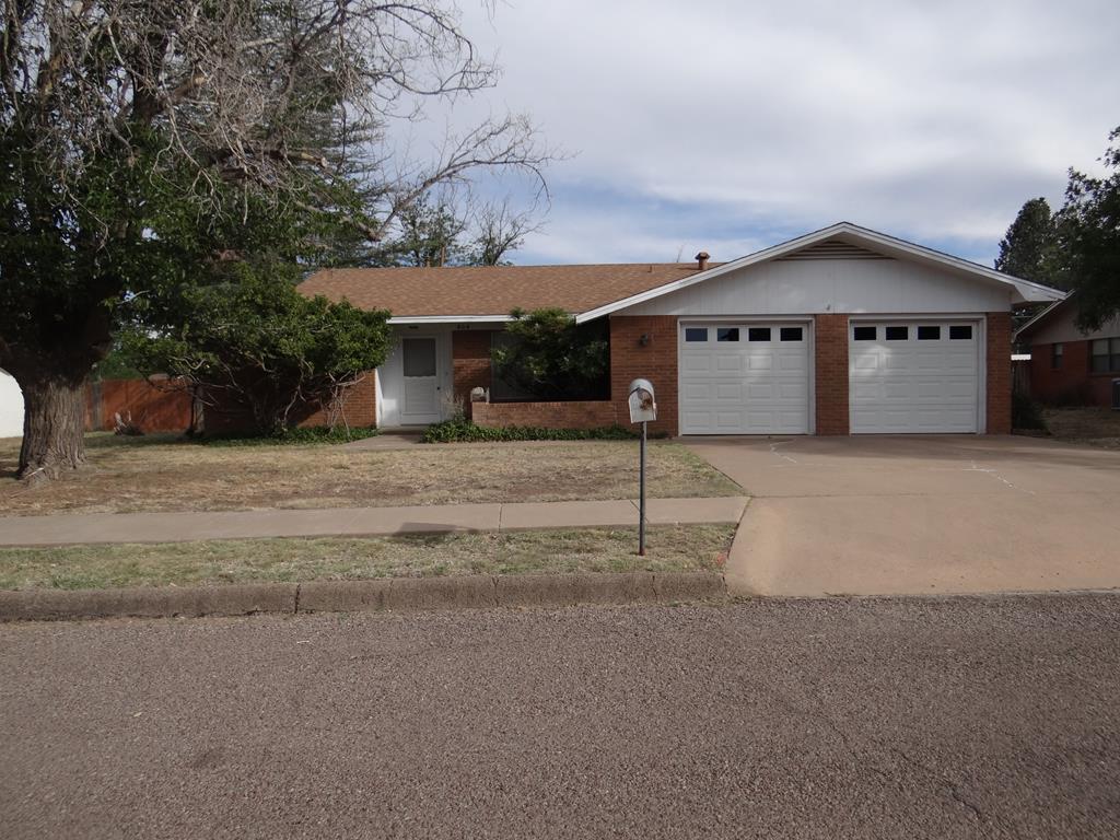 404 E Harriet Property Photo 1