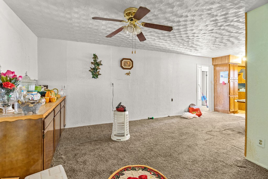 406 Se Ave B Property Photo 14