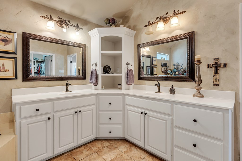 1518 Pecan Place Property Photo 14