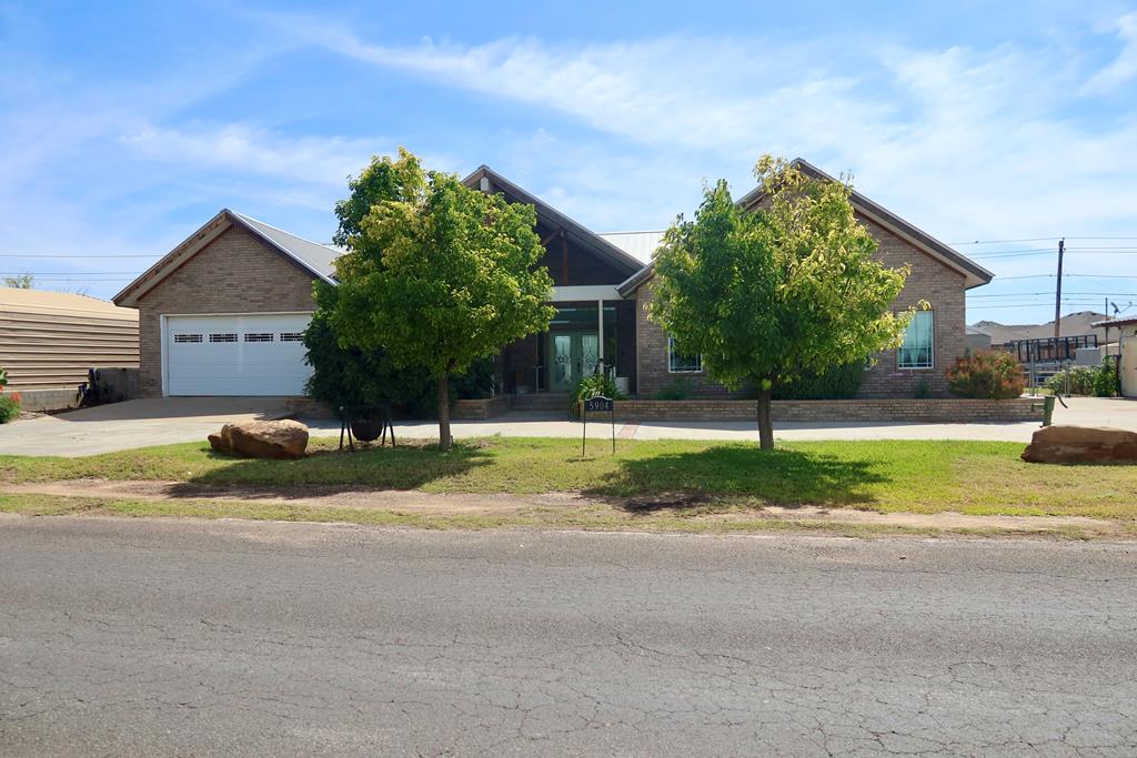 5904 Ector Ave Property Photo 1