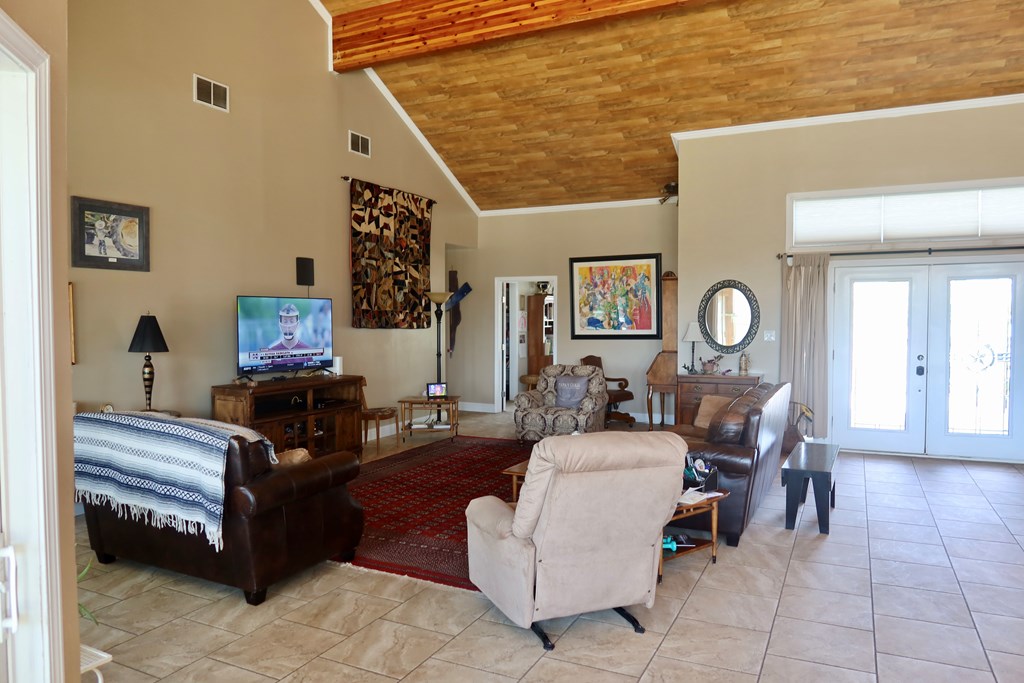 5904 Ector Ave Property Photo 3