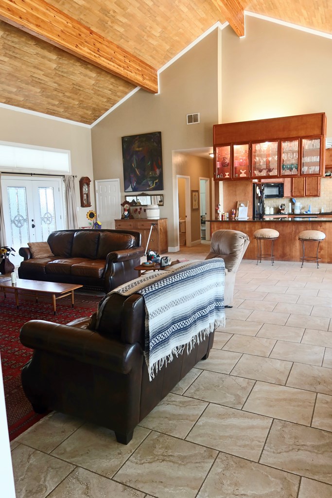5904 Ector Ave Property Photo 5