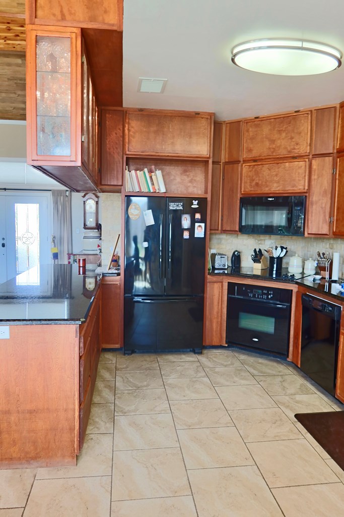 5904 Ector Ave Property Photo 7