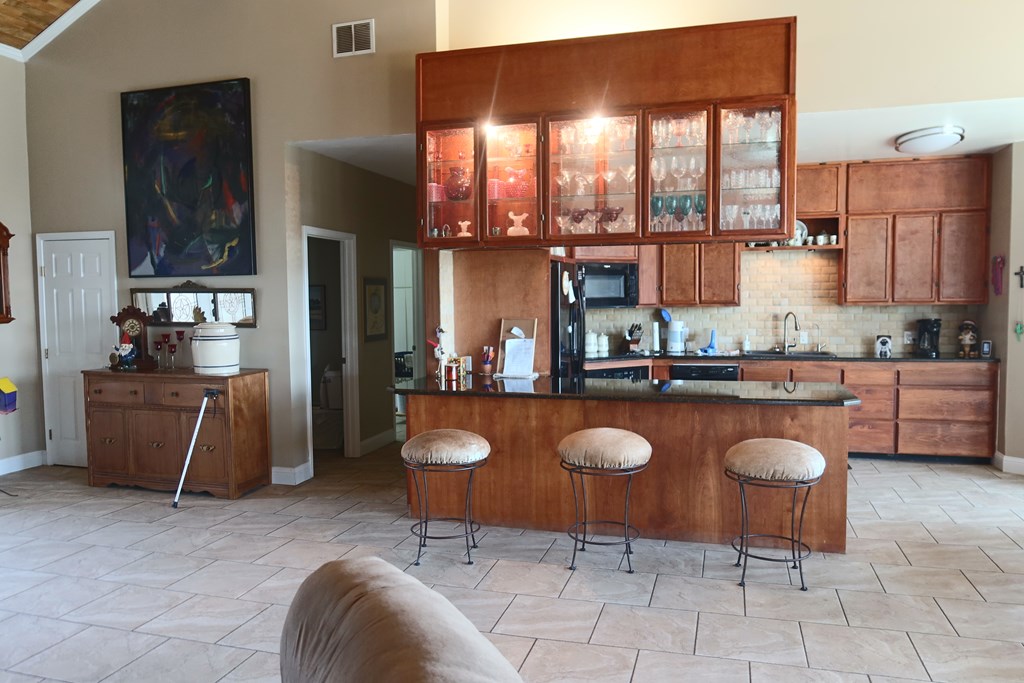5904 Ector Ave Property Photo 10