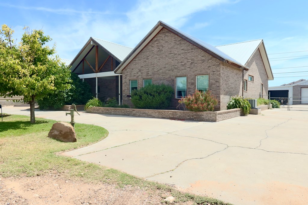 5904 Ector Ave Property Photo 28