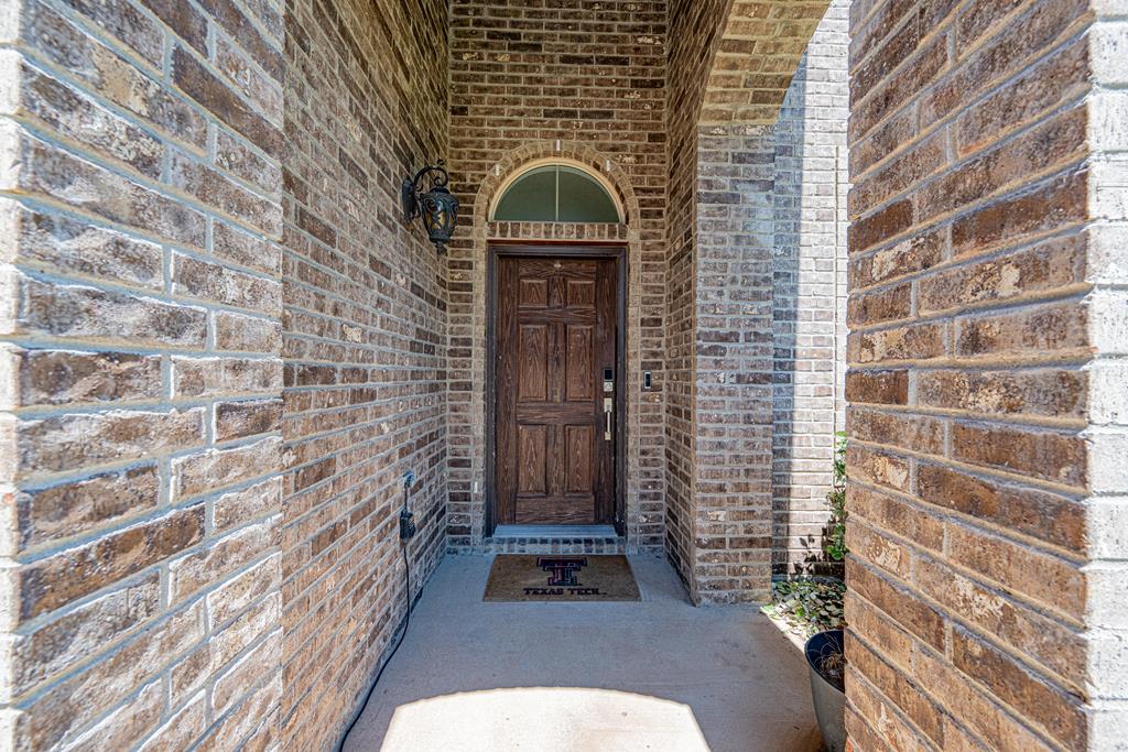 7048 Xit Ranch Rd. Property Photo 3