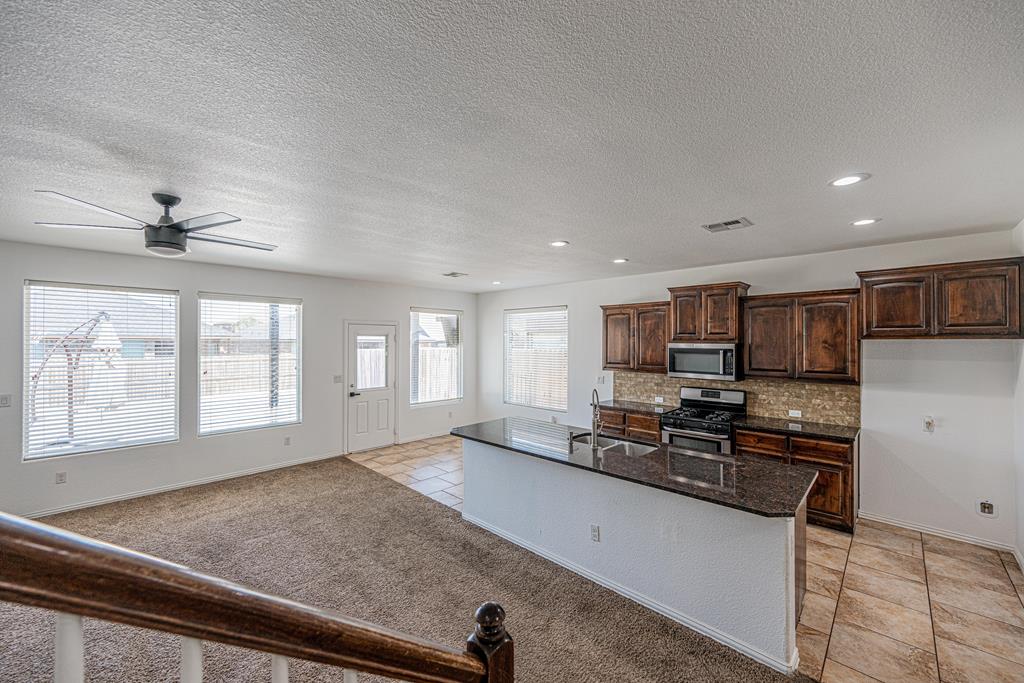 7048 Xit Ranch Rd. Property Photo 10