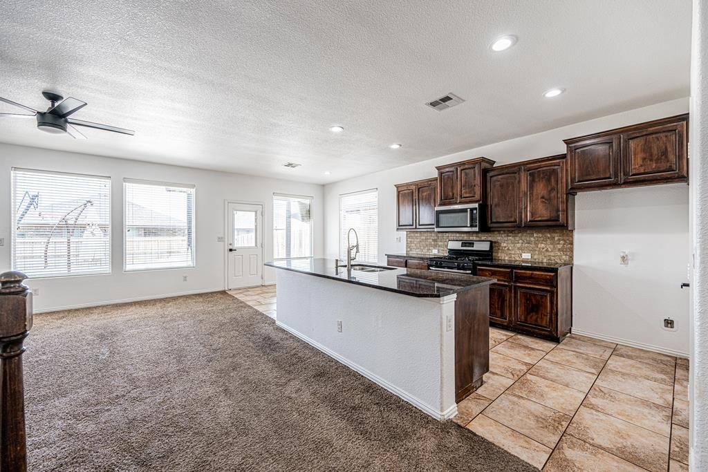 7048 Xit Ranch Rd. Property Photo 11